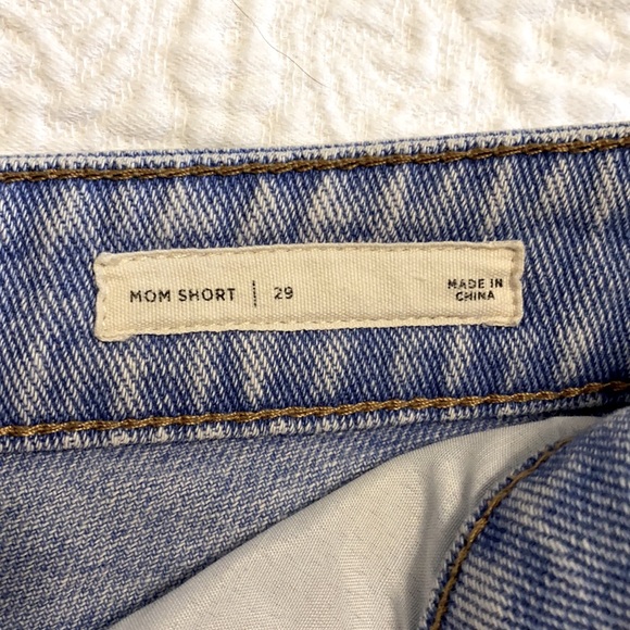 MOM SHORTS - Picture 3 of 4